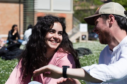 Grants to university students faced with difficulties