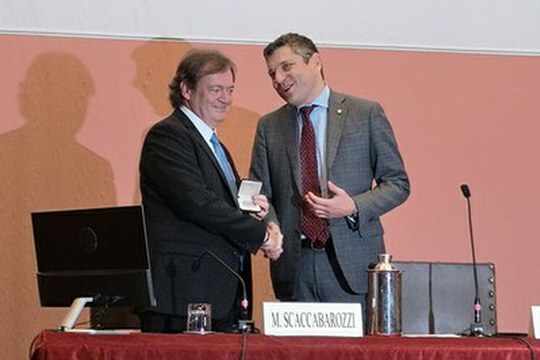 L’Alma Mater conferisce il Sigillo di Ateneo a Massimo Scaccabarozzi