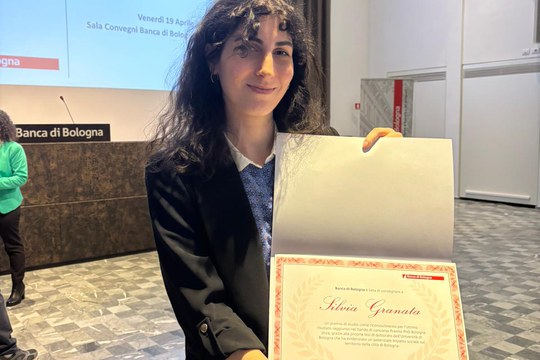 Premio PhD - Banca di Bologna alla Dott.ssa Silvia Granata, neo dottoressa di ricerca del FaBiT