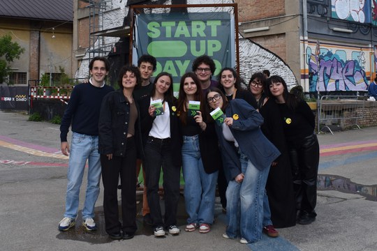 Verso il Final Jamboree: il percorso del team iGEM Bologna tra sfide e successi Verso il Final Jamboree: il percorso del team iGEM Bologna tra sfide e successi